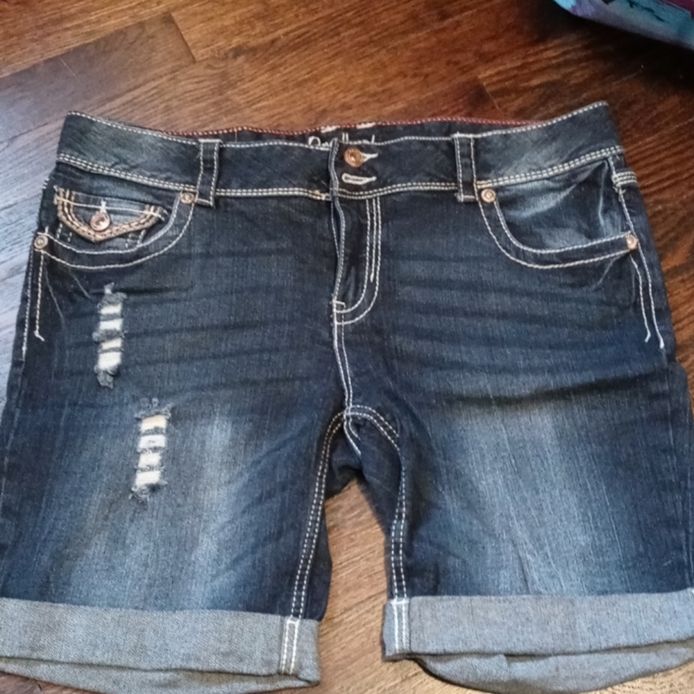 Mid rise longer shorts